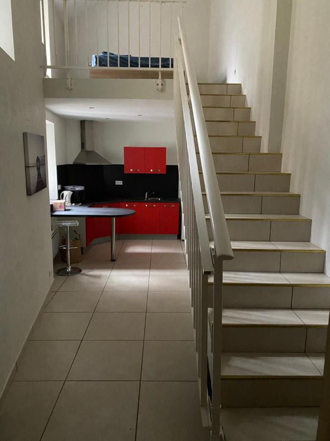 Appartement Calme Centre Ville Historique 于塞勒 外观 照片